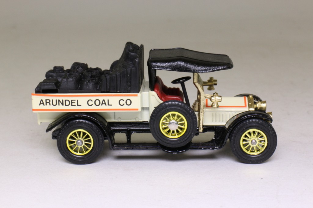 AC27; Arundel Coal Co, Coal Truck; 1918 Crossley Lorry